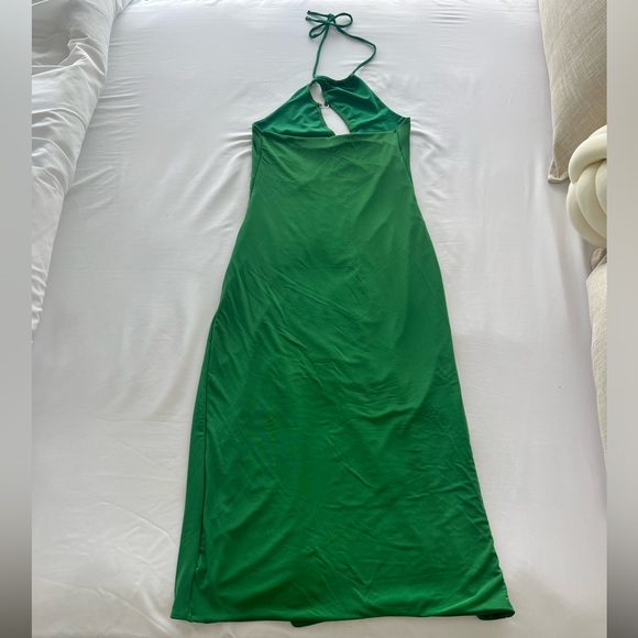 Oh Polly Cut Out Midi Dress in Green - Picture 7 of 7